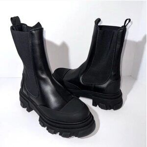 NWB Ganni Cleated Mid Chelsea Boots